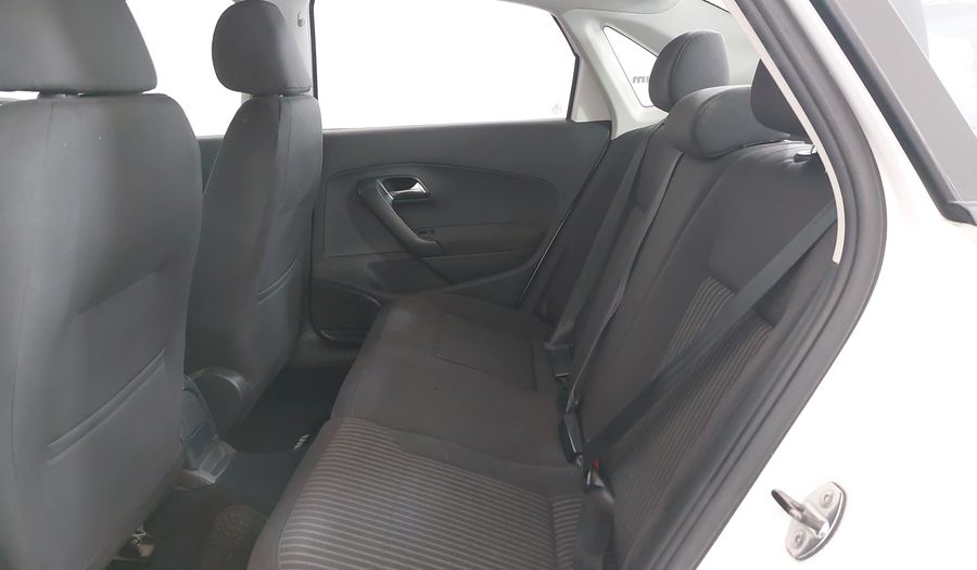 Volkswagen Vento 1.6 HIGHLINE TIPTRONIC Sedan 2015