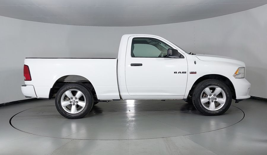 Ram 2500 5.7 HEMI SPORT Pickup 2015