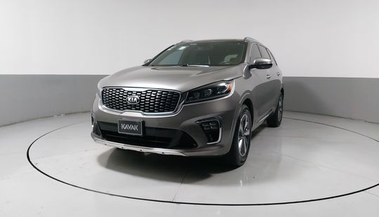 Kia • Sorento