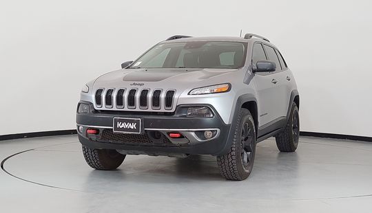 Jeep • Cherokee