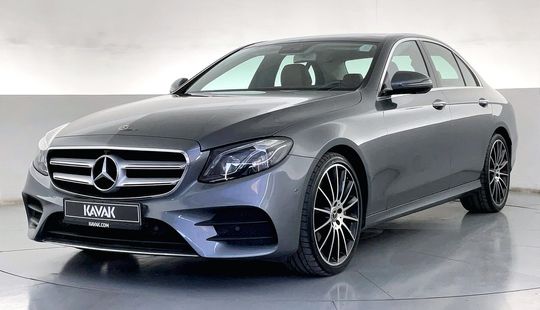 Mercedes Benz E 300 Premium (AMG Line)-2020