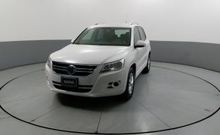 Volkswagen • Tiguan