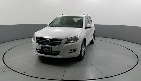 Volkswagen • Tiguan