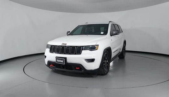 Jeep • Grand Cherokee