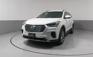 Hyundai • Santa Fe