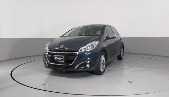 Peugeot • 208