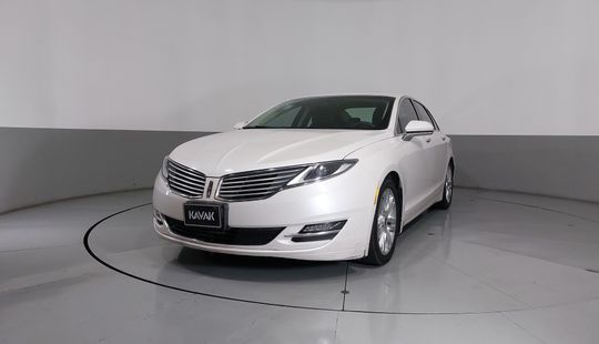 Lincoln • MKZ