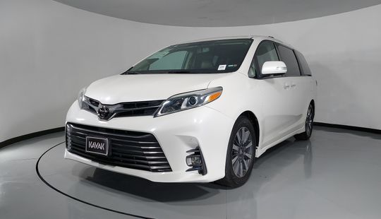 Autos Toyota Minivan Seminuevos en México | Precios Kavak