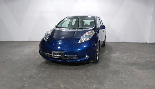 Nissan • Leaf