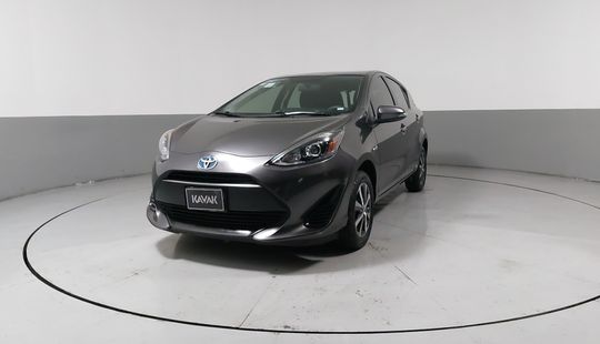 Toyota • Prius C