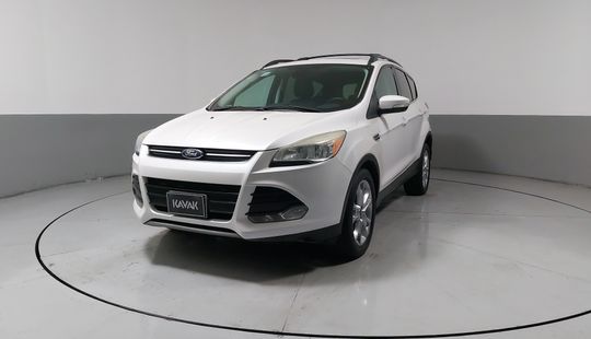 Ford • Escape