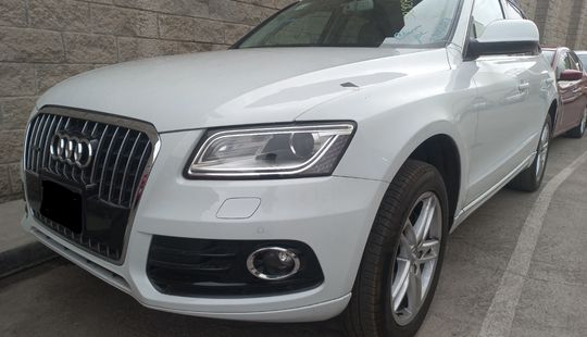 Audi • Q5