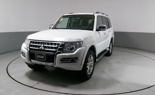 Mitsubishi • Montero