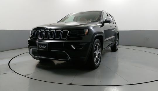 Jeep • Grand Cherokee