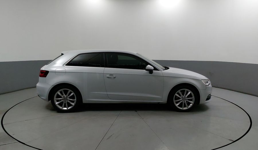 Audi A3 1.8 TFSI ATTRACTION S TRONIC Hatchback 2015