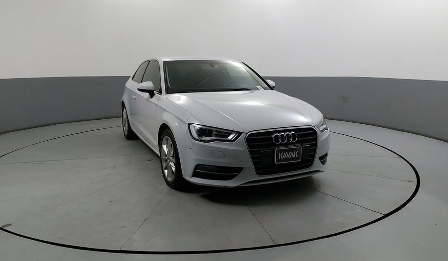 Audi A3 1.8 TFSI ATTRACTION S TRONIC Hatchback 2015