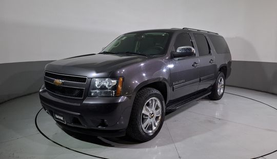 Chevrolet • Suburban