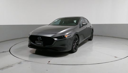 Mazda • Mazda 3