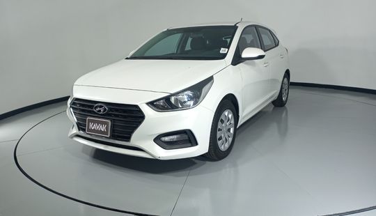 Hyundai • Accent