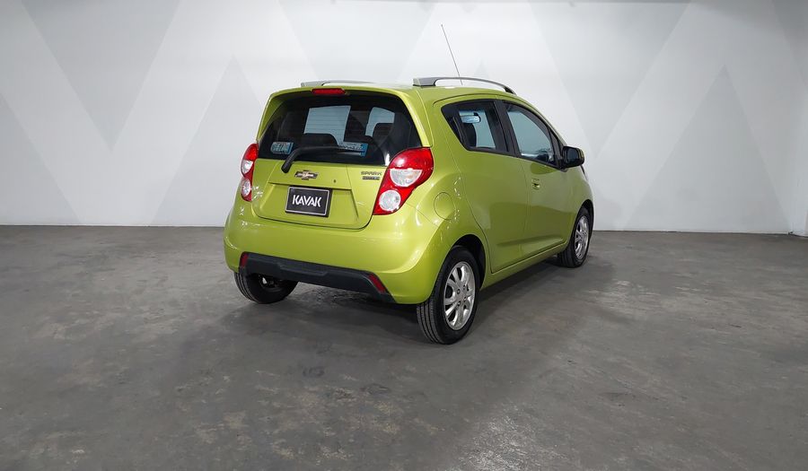 Chevrolet Spark 1.4 LTZ C MT Hatchback 2017