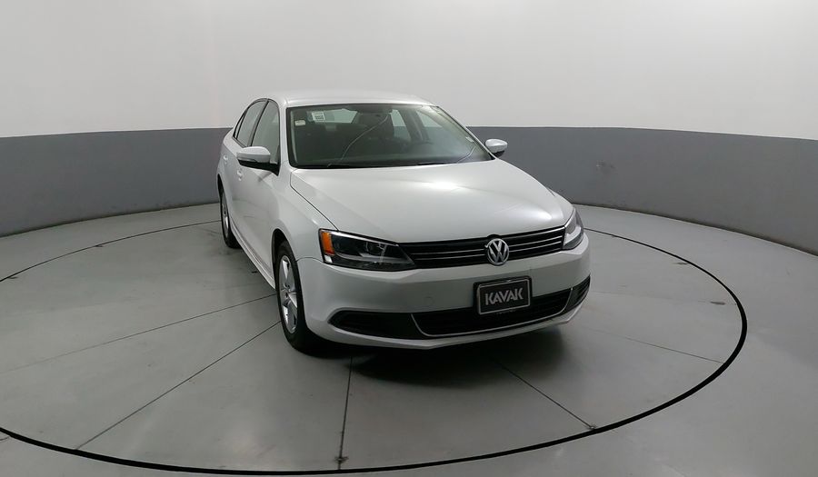 Volkswagen Jetta 2.5 TRENDLINE AT Sedan 2014