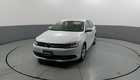 Volkswagen • Jetta