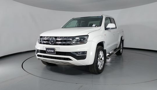 Volkswagen • Amarok