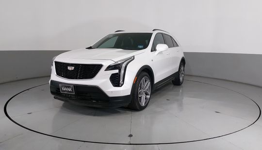 Cadillac • XT4