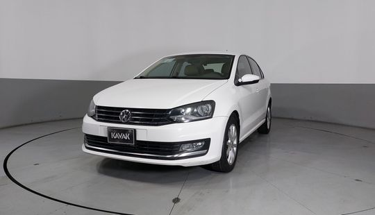 Volkswagen • Vento