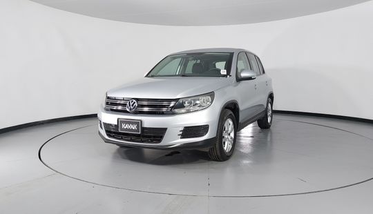 Volkswagen • Tiguan