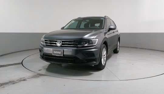 Volkswagen • Tiguan