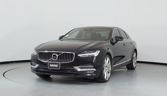 Volvo • S90