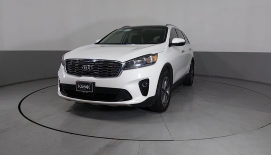 Kia • Sorento