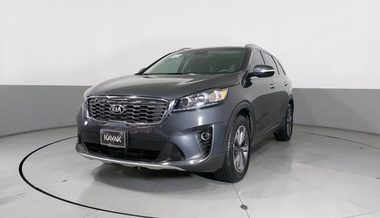 Kia • Sorento