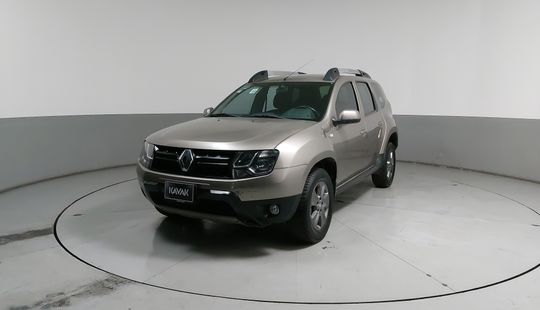 Renault • Duster