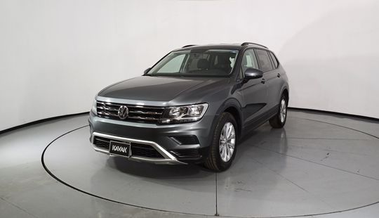 Volkswagen • Tiguan