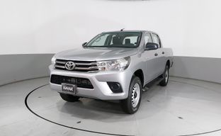 Toyota • Hilux