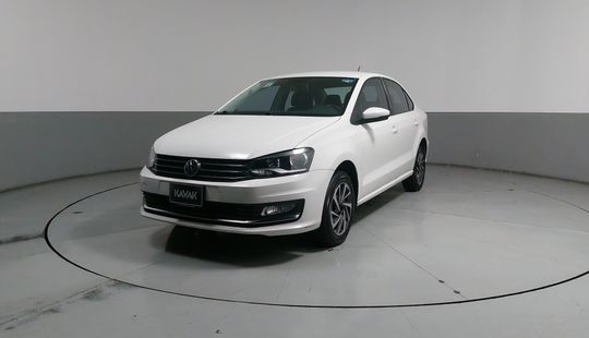 Volkswagen • Vento