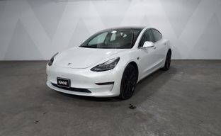 Tesla • Model 3