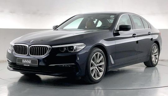 BMW 520i Exclusive-2019