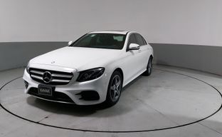 Mercedes Benz • Clase E