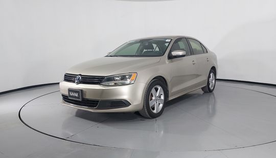 Volkswagen • Jetta