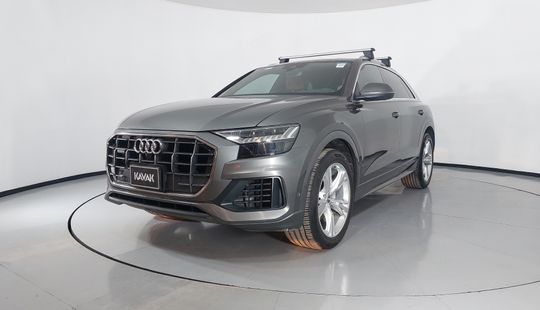 Audi • Q8