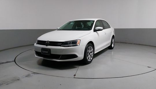 Volkswagen • Jetta