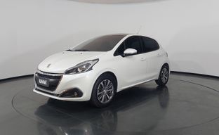 Peugeot • 208