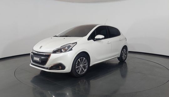 Peugeot • 208