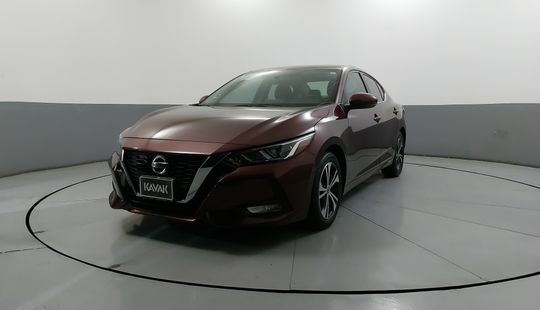 Nissan • Sentra