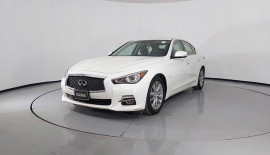 Infiniti • Q50