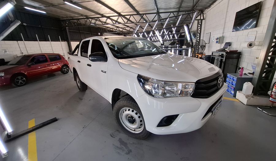 Toyota Hilux 2.4 TDI DX 4WD C/D Pickup 2019