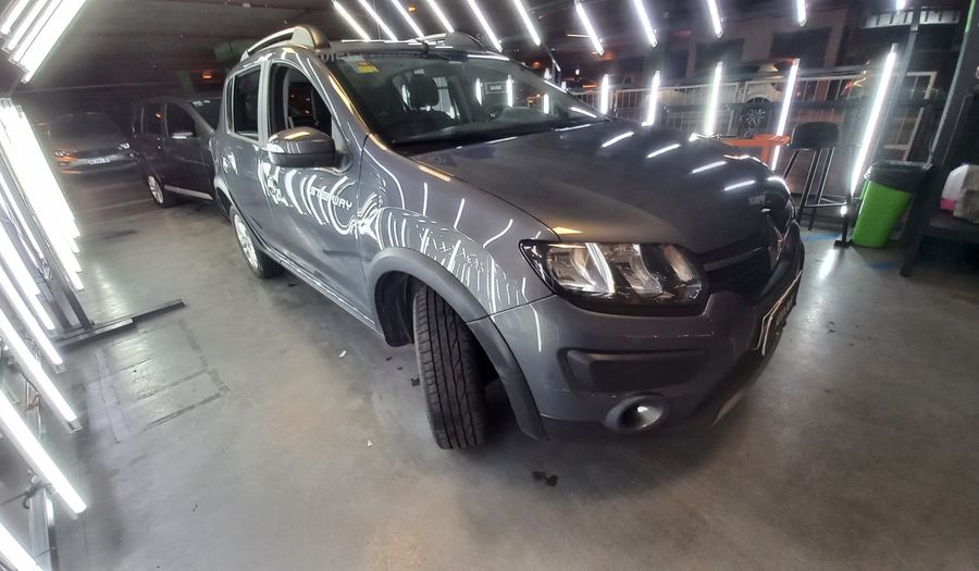 Renault Sandero Stepway 1.6 STEPWAY PRIVILEGE Hatchback 2019